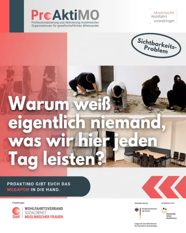 Hand aufs Herz: In deiner Gemeinde wird Unmögliches möglich
gemacht. Hausaufgabenhilfe, Krisenberatung,
Nachbarschaftshilfe - oft bis spät in die Nacht. Und dann schlägst
du die Zeitung auf oder scrollst durch Social Media und liest...
nichts davon.
Oder schlimmer: nur Vorurteile.
Genau das ändern wir mit ProAktiMO. Wir haben es satt, dass
über muslimische Organisationen nur als “Problemfall”
gesprochen wird. Wir sind die Lösungsmacher, die Brückenbauer,
die Ehrenamt-Helden. Aber Helden brauchen eine Stimme, die
gehört wird. Wir geben euch das Megafon in die Hand.
Bist du bereit, die Geschichte in deiner Gemeinde neu zu
schreiben? Sag uns in einem Wort, was deine Gemeinde für dich
bedeutet!
#MuslimischesEngagement
#EhrenamtVerbindet
#GemeinsamStark
#VielfaltLeben
#positivestories